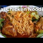 Thai Chicken Noodles (ก๋วยเตี๋ยวไก่) – Thai Street Food Bicycle in Bangkok!