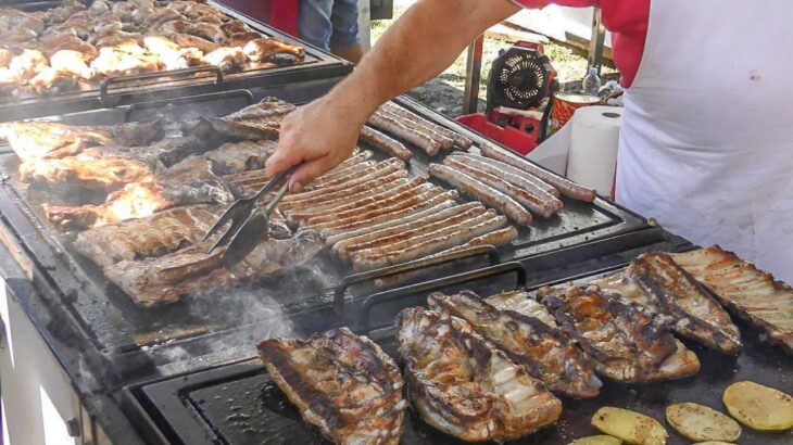 Italy Street Food. Huge Grills Overloaded with Ribs, Sausages and More Meat. Pepero Festival