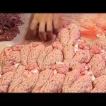 Taiwan Street Food – Sauteed Pig Brain