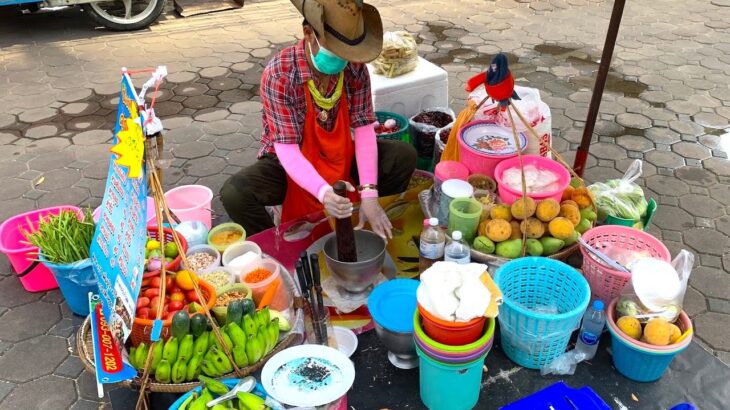 Crazy Speed! Amazing Som Tum Cutting Skills From Cowboy Master – Thai Street Food