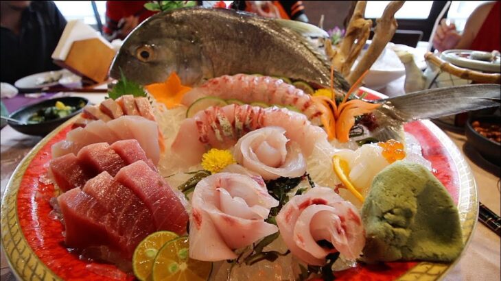 MASSIVE Sashimi Platter + Taiwanese SEAFOOD Feast | HUGE East Coast Taiwan Food Tour pt.1