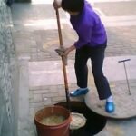 WARNING: Gutter Oil In China Used In Street Food