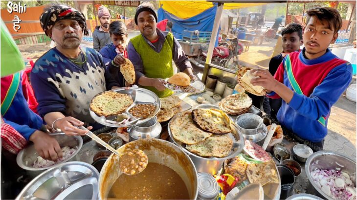 30/- Rs Only | Desi Makhani Chole Bhature | Punjabi Street Food India