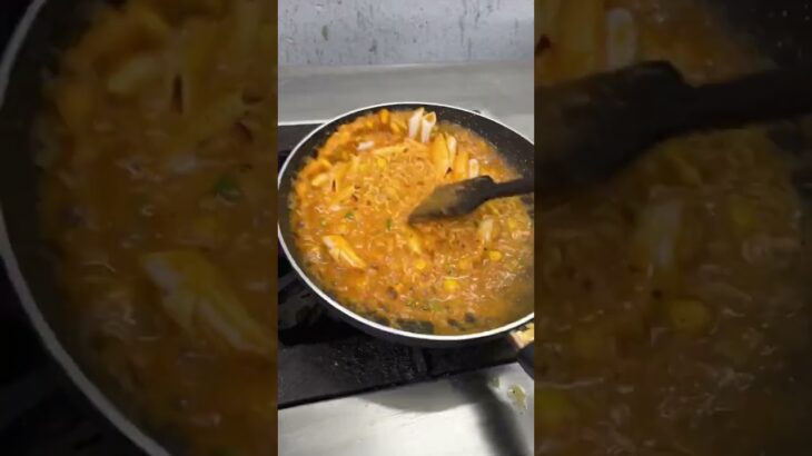 Unique Maggie Pasta ❤️ || Delhi Street Food 😋 #shorts #foodvideo #streetfood