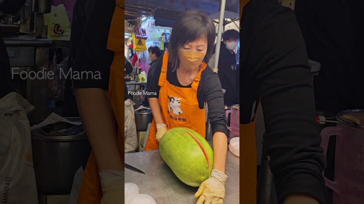 Amazing Giant Watermelon Juice – Watermelon Fruit Cutting Skills – Taiwanese Street Food #shorts