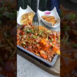 Chinese sizzler | Manchurian Noodles and Chilli Paneer Sizzler | Delhi Street Food #Shorts