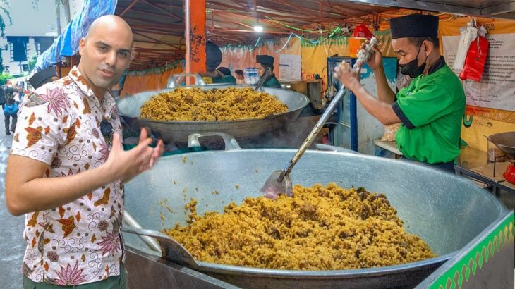 INSANE Indonesian street food – KING OF NASI GORENG – Indonesian street food in Jakarta, Indonesia