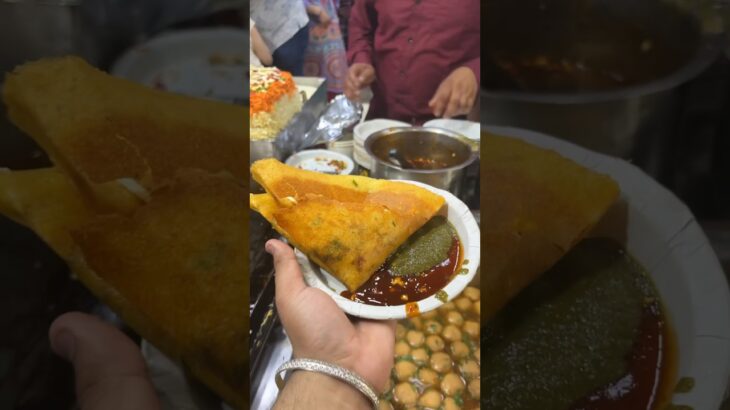 Desi Ghee Ka Badnaam Chilla ❤️ Vrindavan Street Food 😋#shorts #foodvideo #streetfood