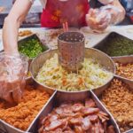Taiwanese Street Food – Stir-Fried Squid Soup, Spring Rolls/台灣街頭美食 – 生炒魷魚羹, 炸蘿蔔糕, 鐵板烤肉-台灣街頭美食