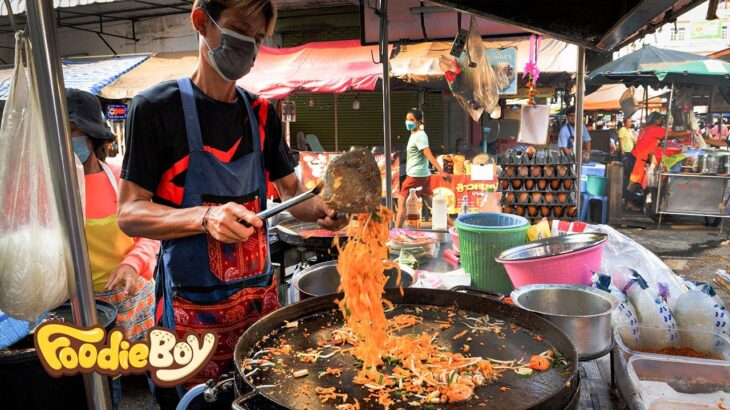 Amazing Performance! Thai Street Foods / Fruits, Seafood, Desserts – Thai street food