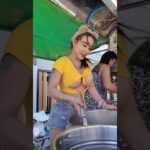 She Cooks Amazing Pork Noodle – Thai Street Food